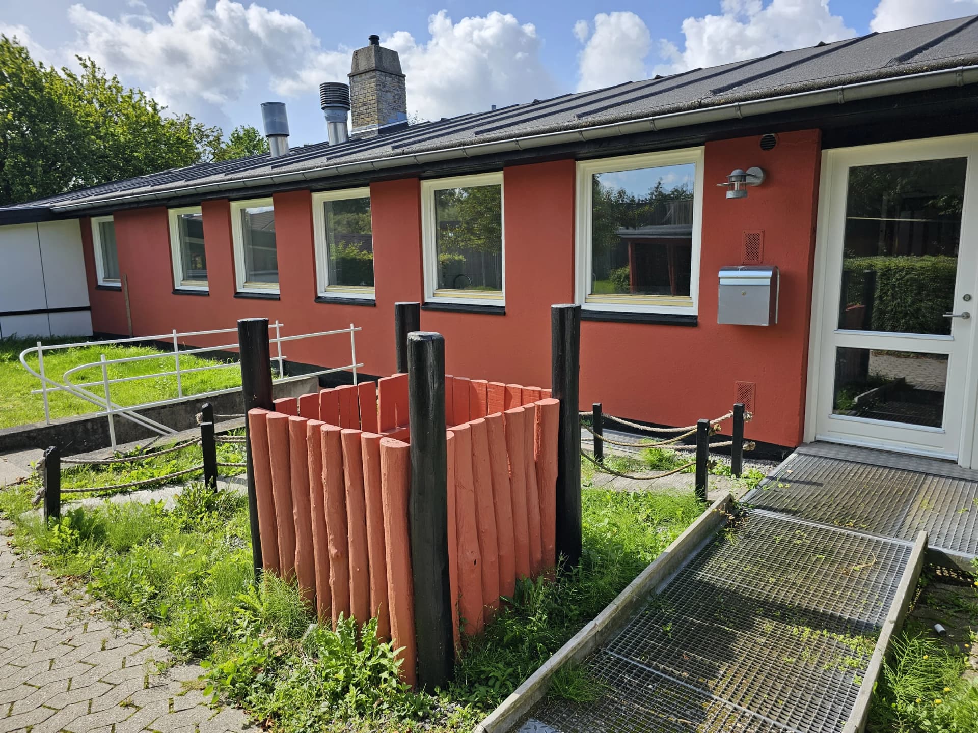 Facade – før